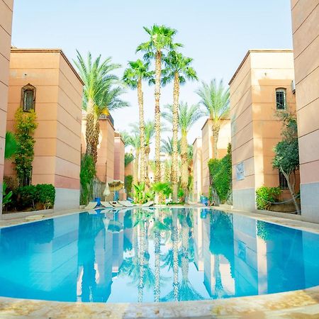 Riad The Moroccans Pool And Terrace Marrakesch Exterior foto