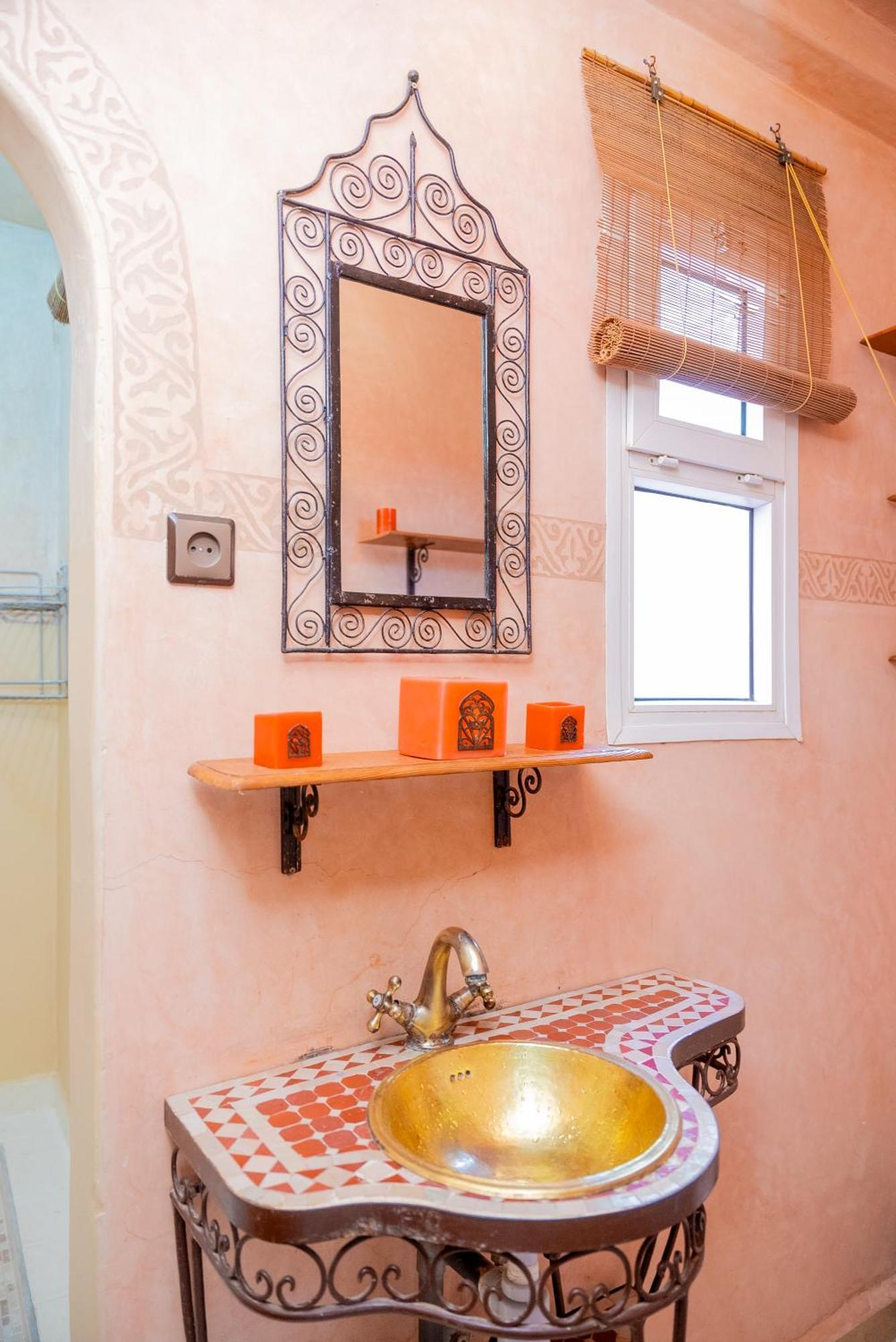 Riad The Moroccans Pool And Terrace Marrakesch Exterior foto