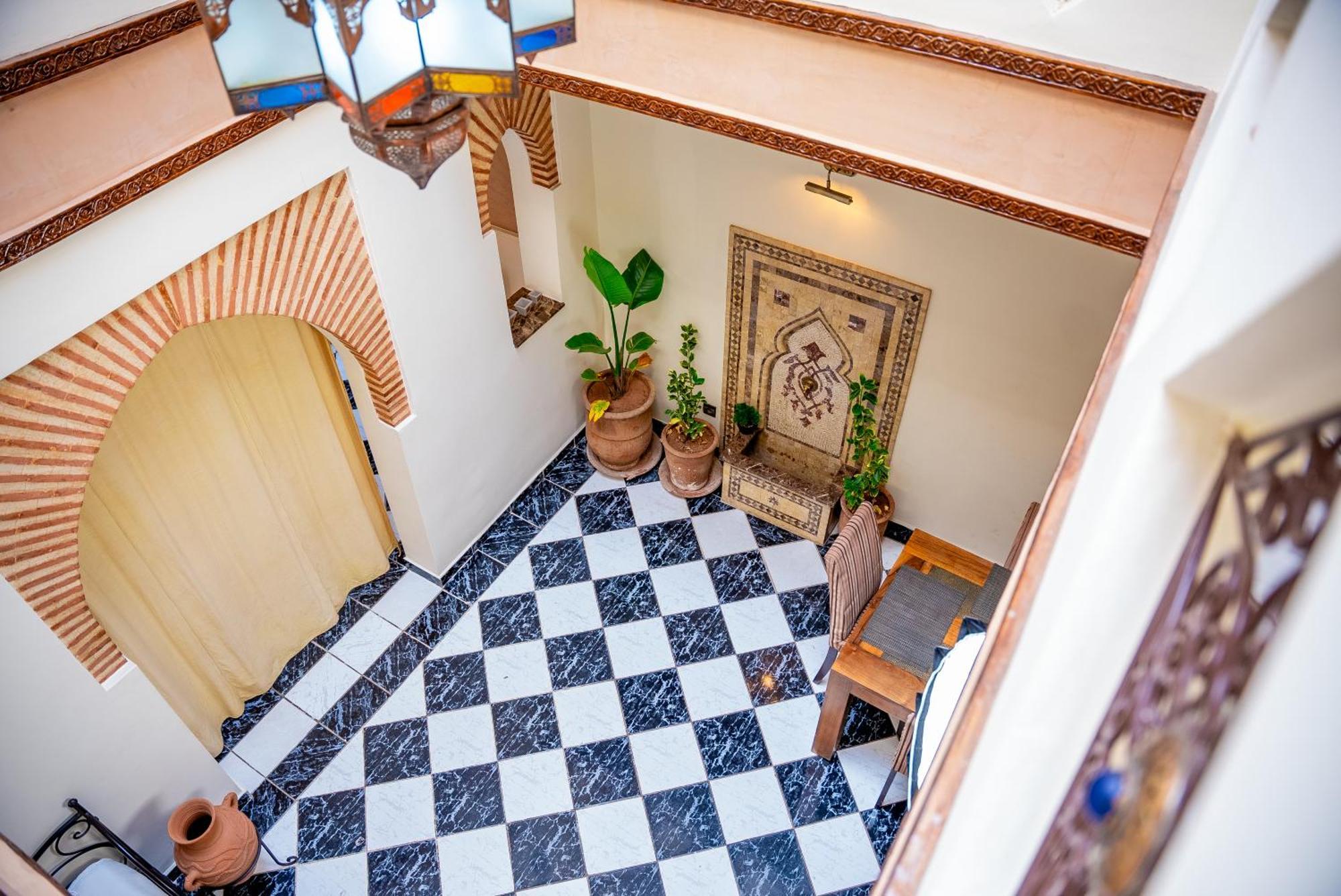 Riad The Moroccans Pool And Terrace Marrakesch Exterior foto