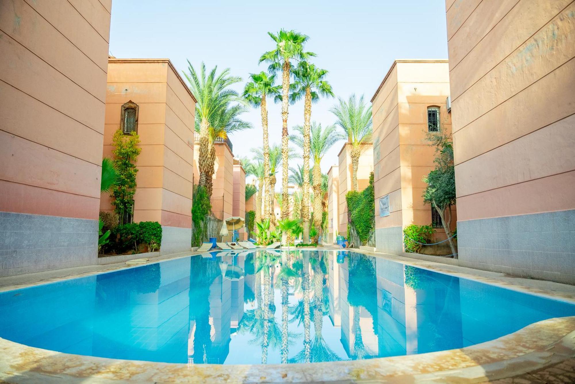 Riad The Moroccans Pool And Terrace Marrakesch Exterior foto